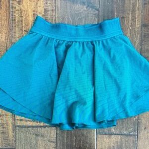 Lululemon Skirt Womens 4 Green Court Rival High Rise Skort Ruffled Tennis